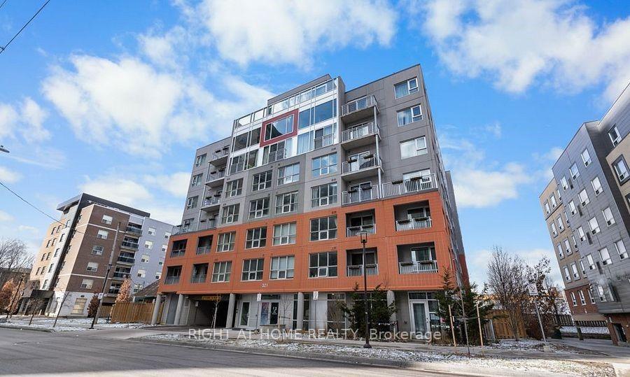 501 - 321 Spruce Street, Waterloo, ON, exterior