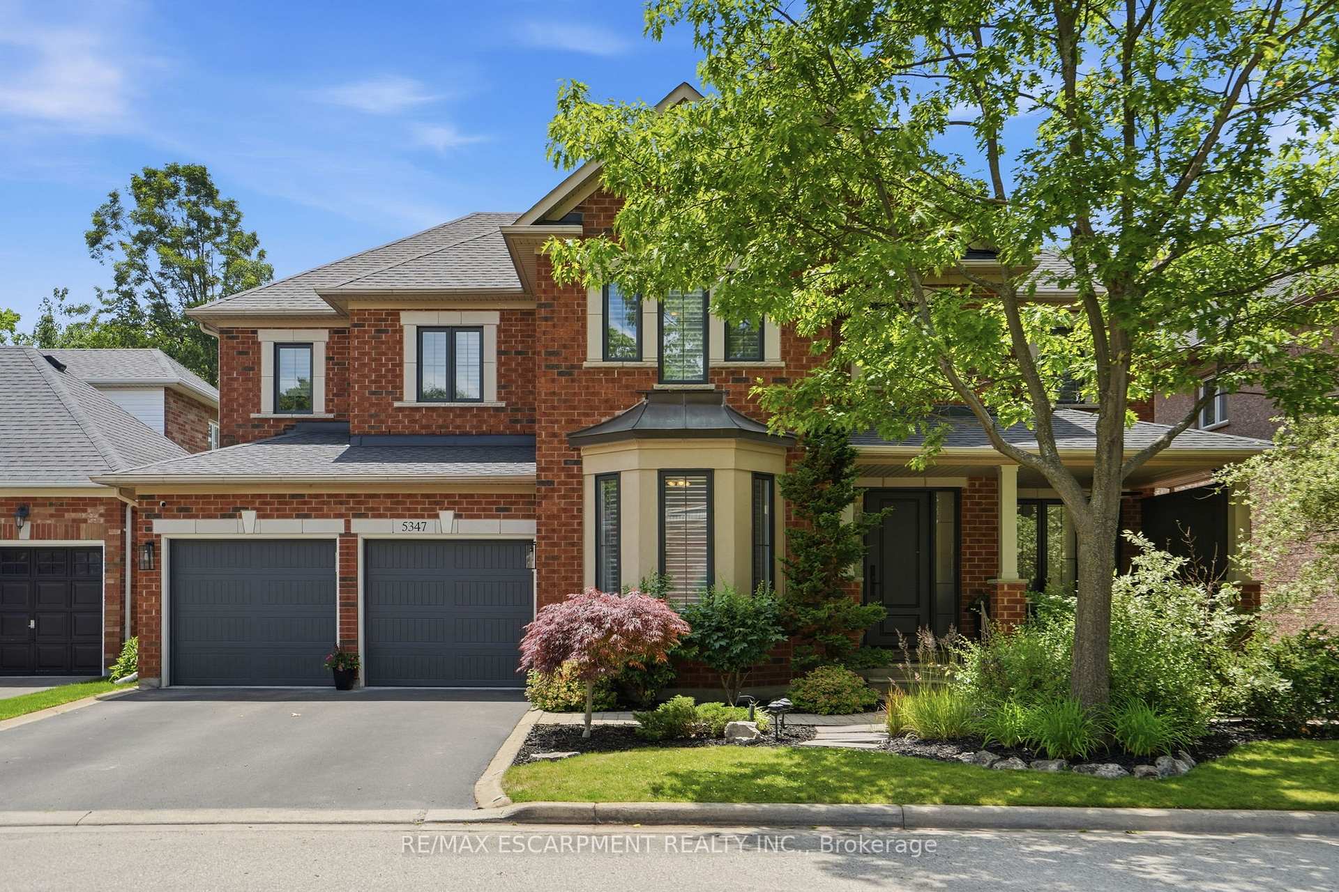 5347 Jameson Crescent, Burlington, ON, exterior