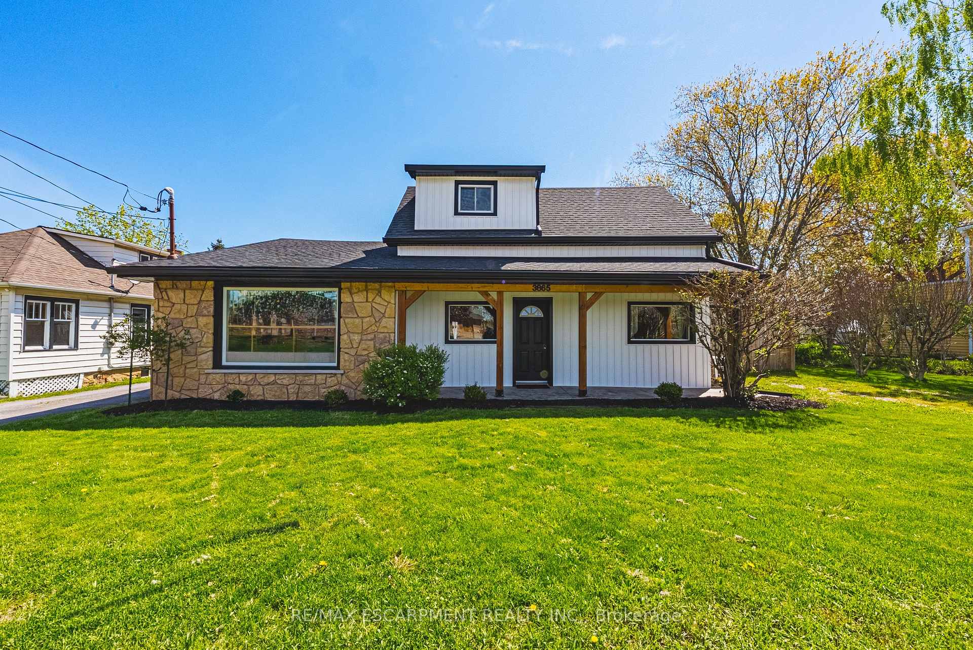 3865 Victoria Avenue, Lincoln, ON, exterior