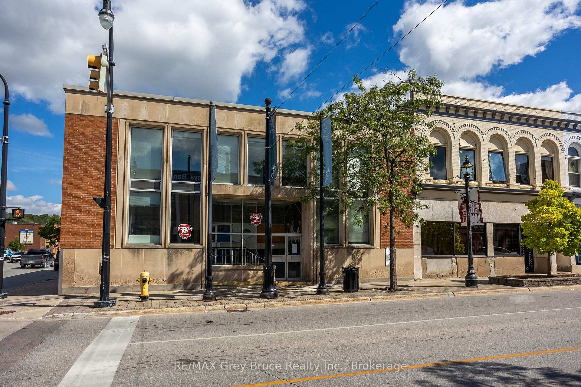 899 2nd Avenue, Owen Sound, ON, exterior