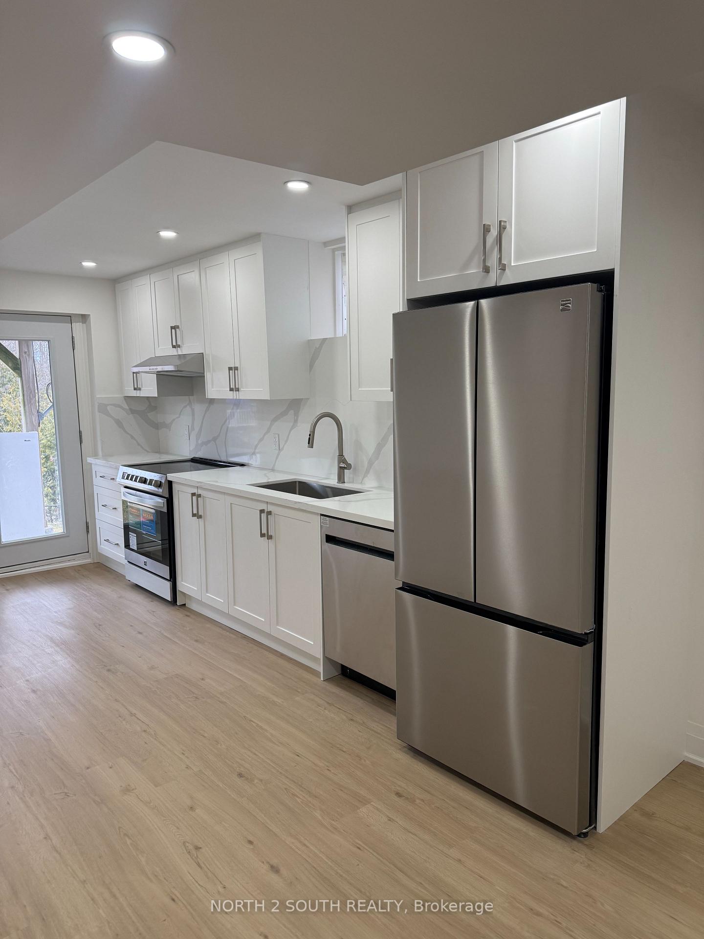 Lower - 2271 Whitewood Crescent, Innisfil, ON, exterior