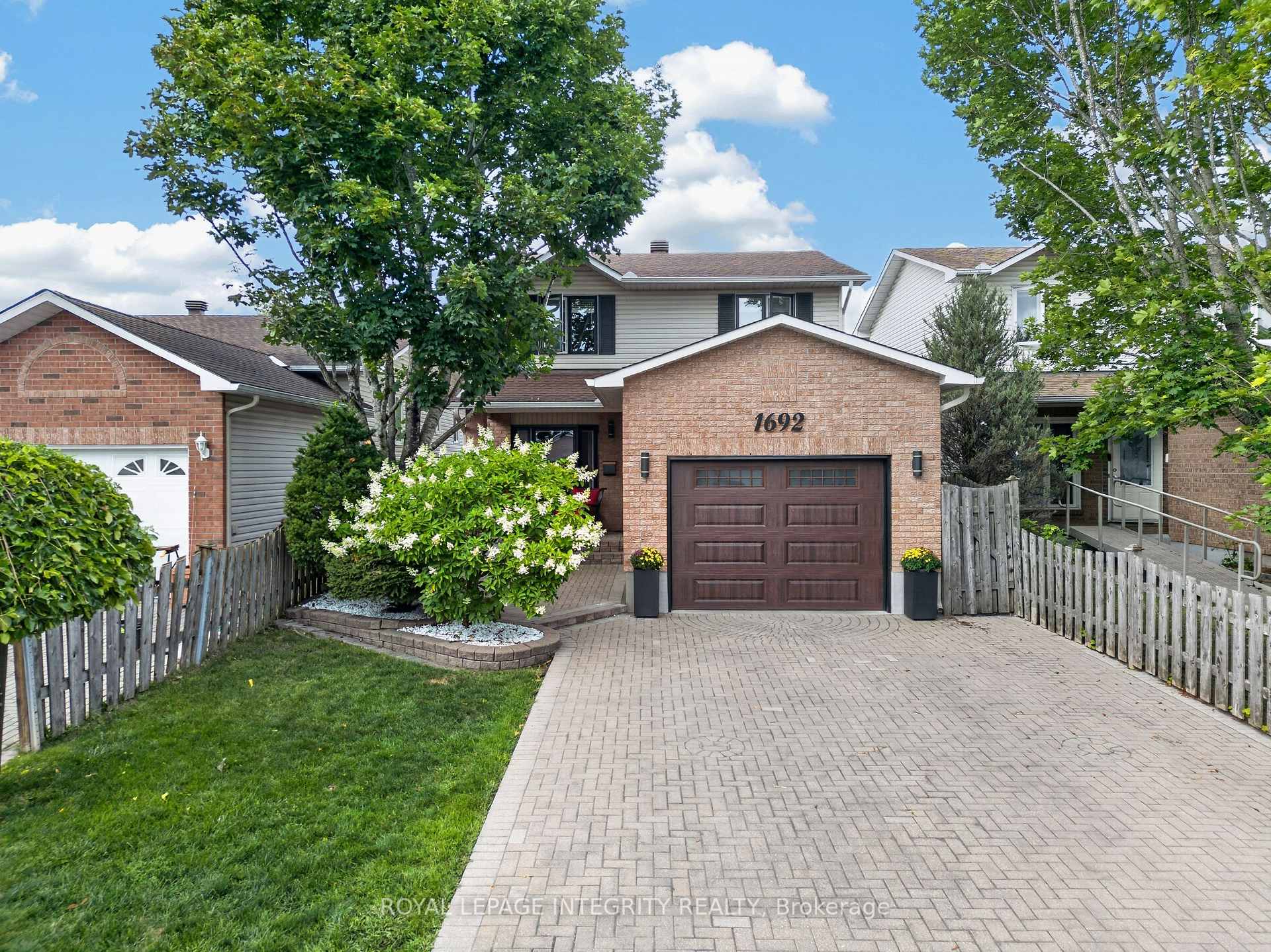 1692 Toulouse Crescent, Orleans - Convent Glen and Area, ON, exterior