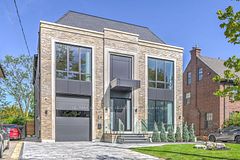 24 Strathallan Boulevard, Toronto C04, ON, exterior