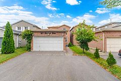 1579 Marshcourt Drive, Pickering, ON, exterior