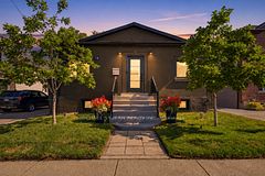 19 Grove Street, Hamilton, ON, exterior