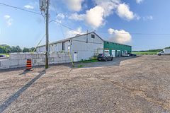 Building 4 Upper #1 & #2 - 428 Lynden Road, Brantford, ON, exterior