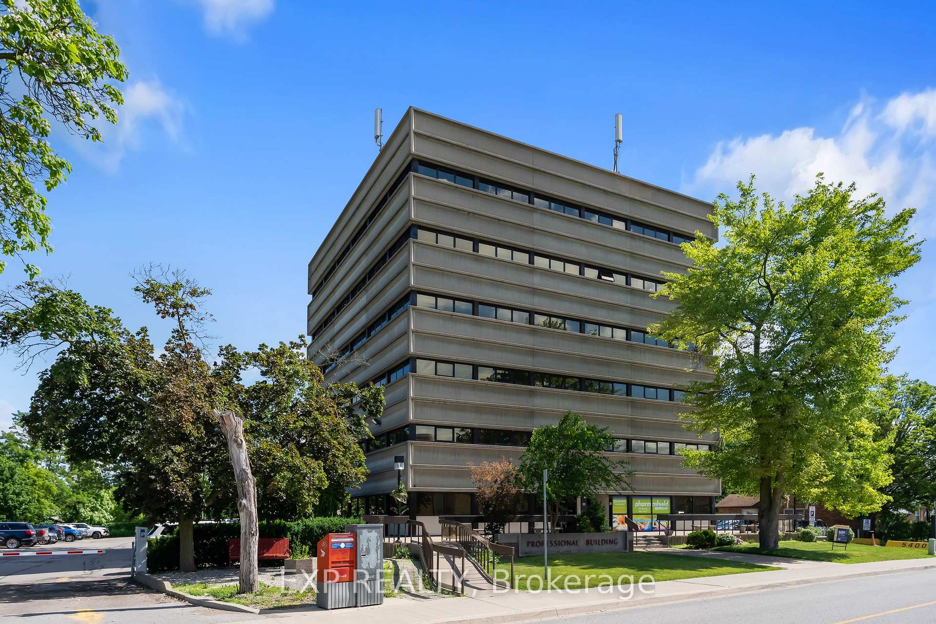 603-604 - 5400 Portage Road, Niagara Falls, ON, exterior