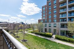 55 - 2460 Prince Michael Drive, Oakville, ON, exterior