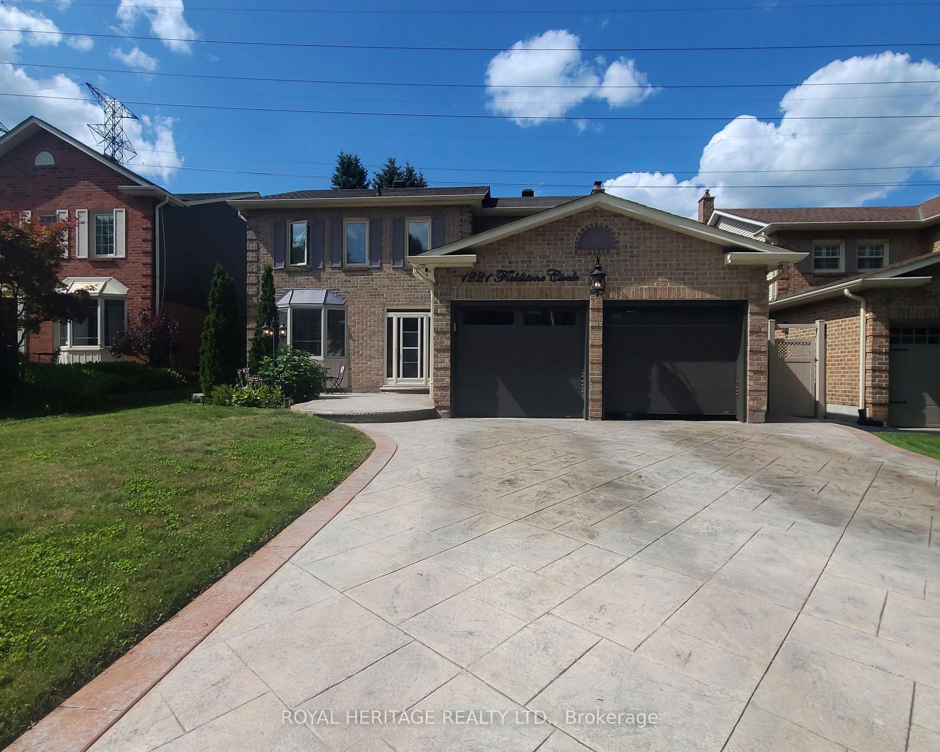 1221 Fieldstone Circle, Pickering, ON, exterior