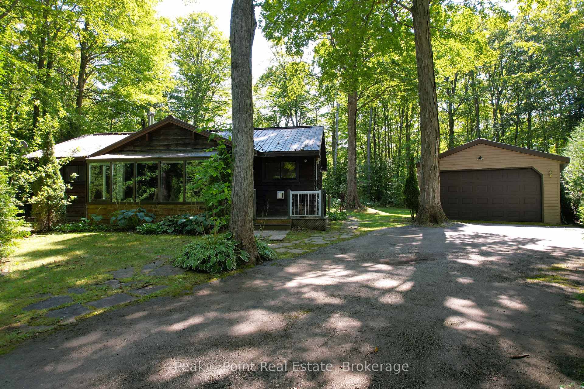 46 Mapleport Crescent, South Bruce Peninsula, ON, exterior