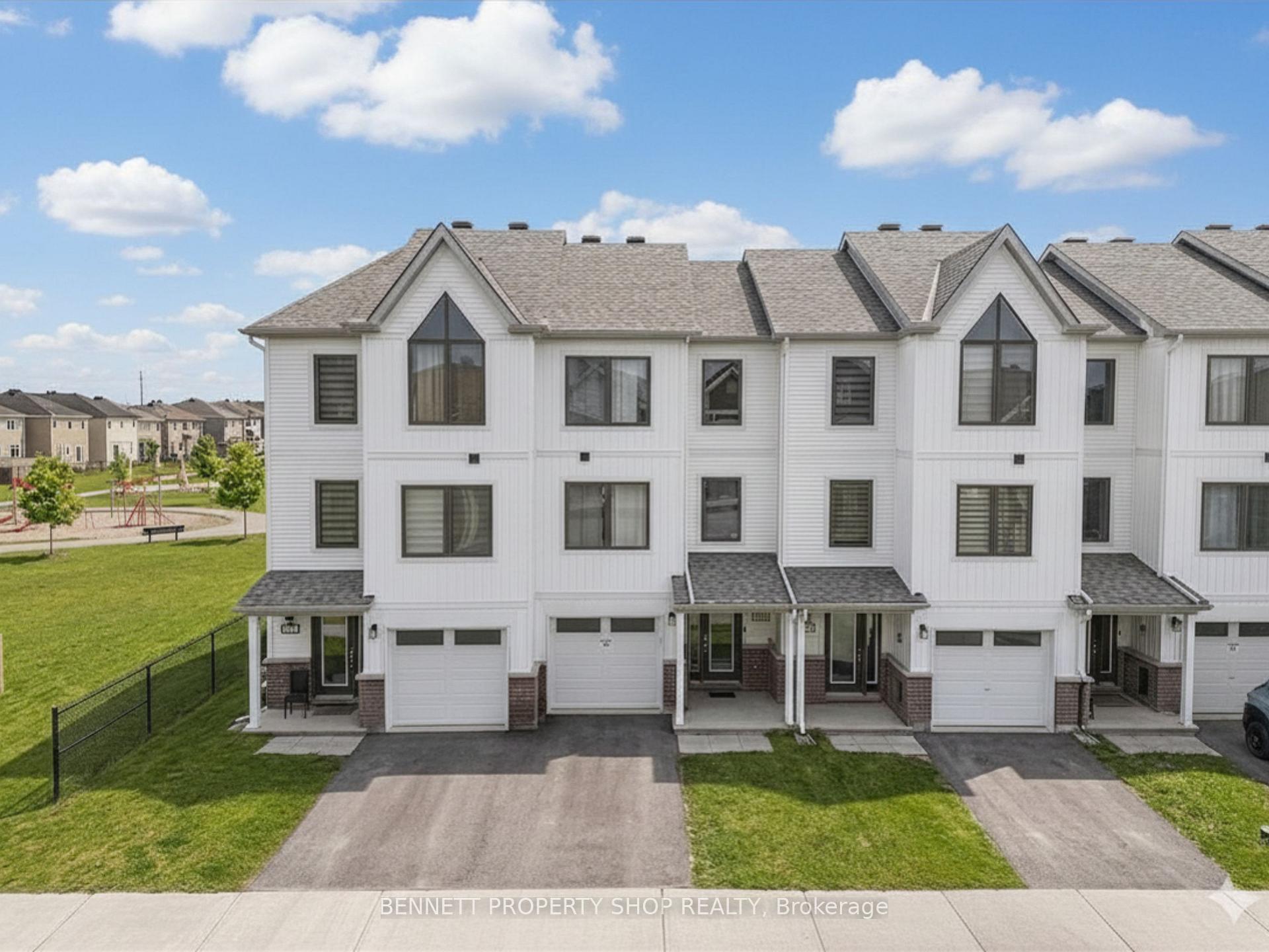 2412 Watercolours Way, Barrhaven, ON, exterior