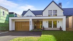 584 Fourth Line, Oakville, ON, exterior