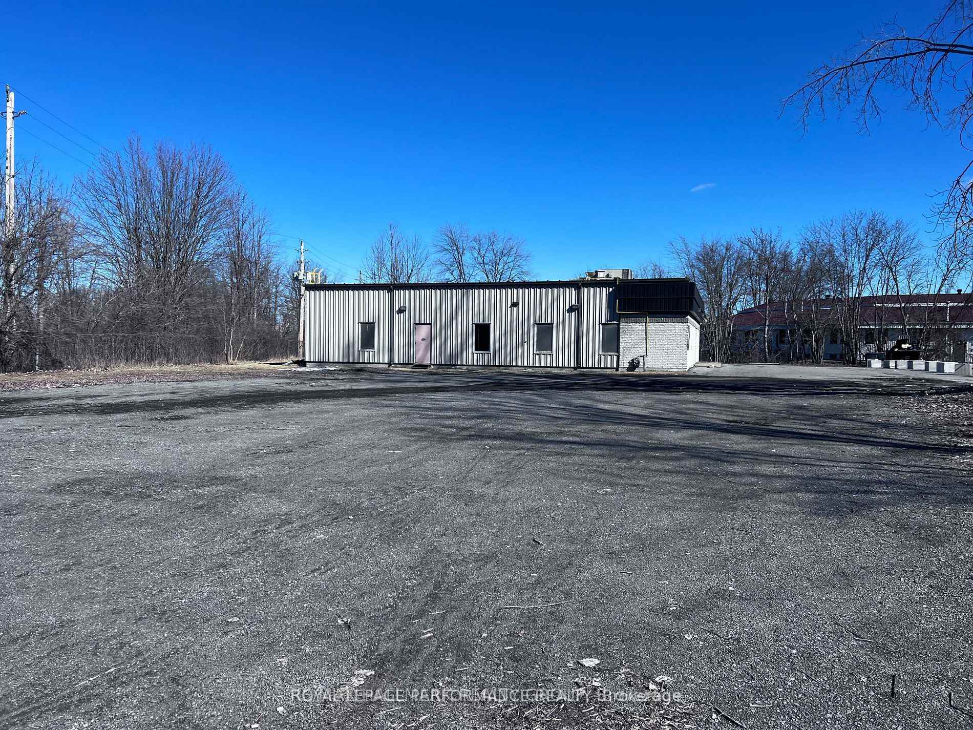 57 Main Street W, Hawkesbury, ON, exterior