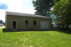 1A York Street, Newbury, ON, exterior
