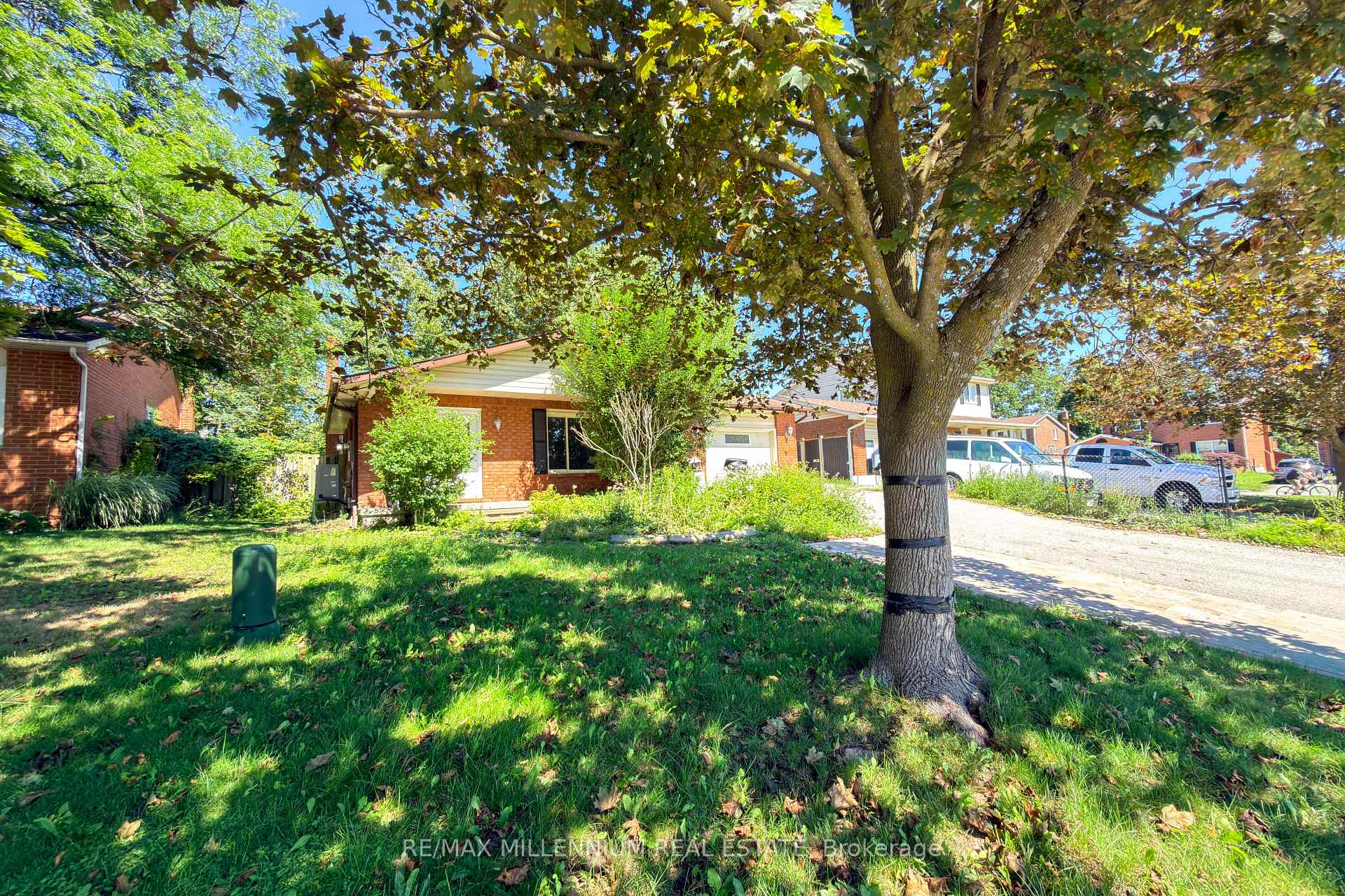 5 Pepler Place, Barrie, ON, exterior