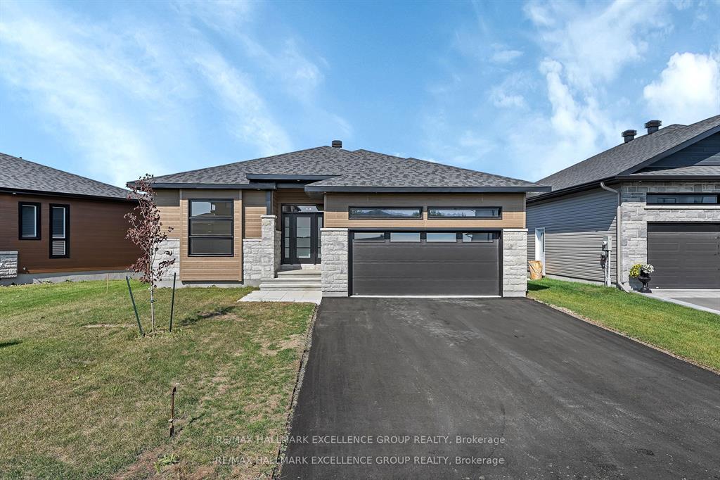 1345 DIAMOND Street, Clarence-Rockland, ON, exterior