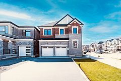 1483 Mockingbird Square, Pickering, ON, exterior