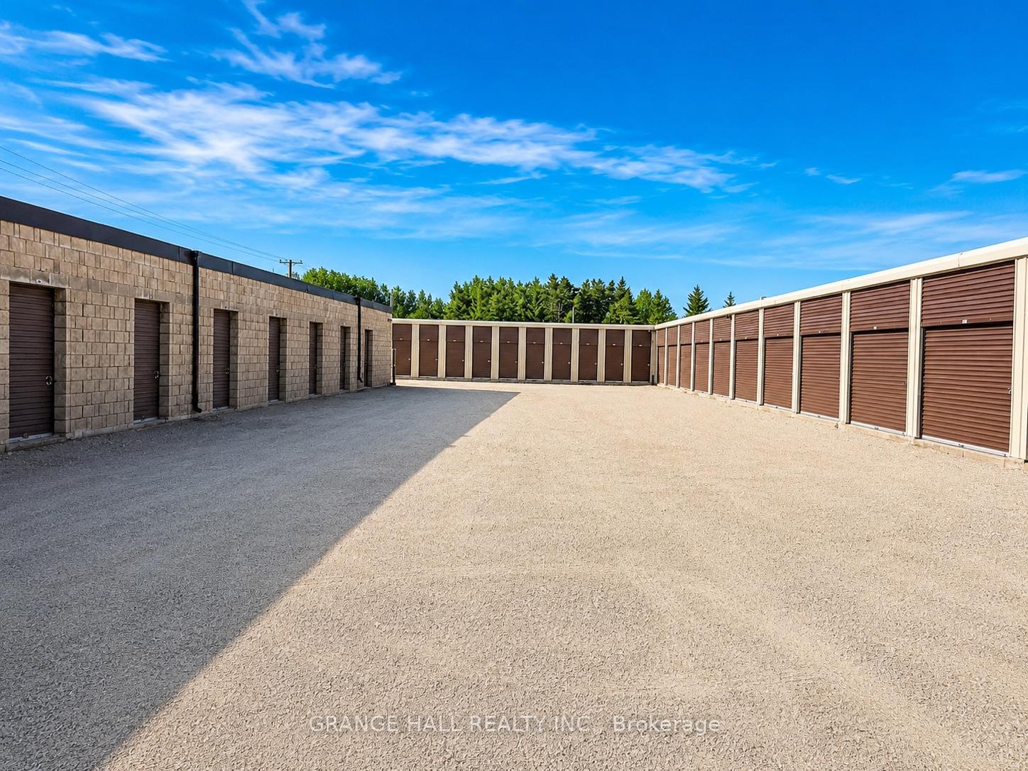 205 Mountain Road, Collingwood, ON, exterior