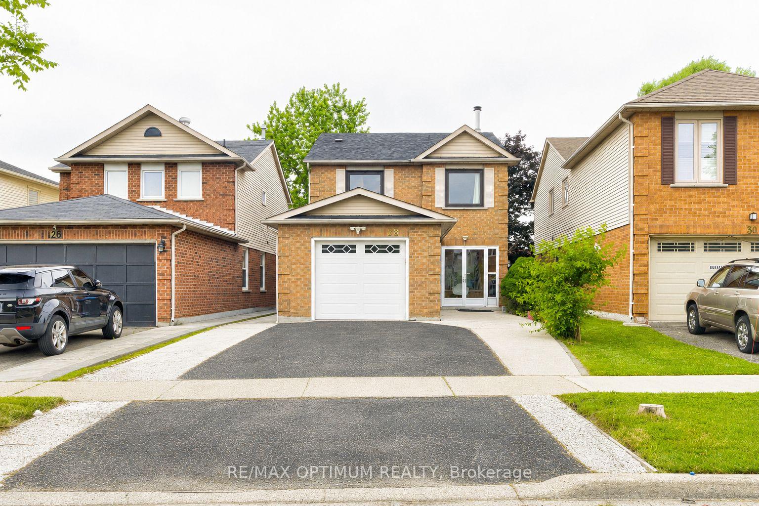 28 Stalbridge Avenue, Brampton, ON, exterior