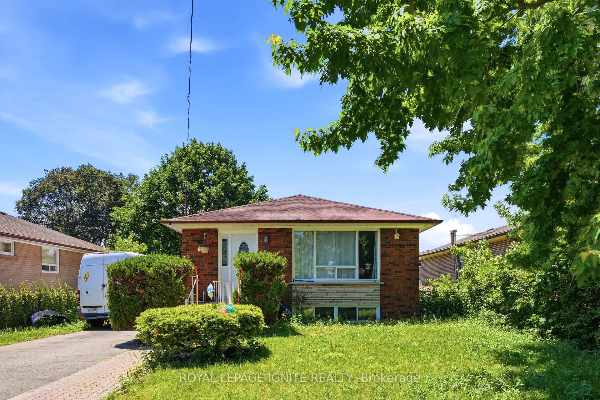Bsmt - 18 Gloaming Drive, Toronto E10, ON, exterior