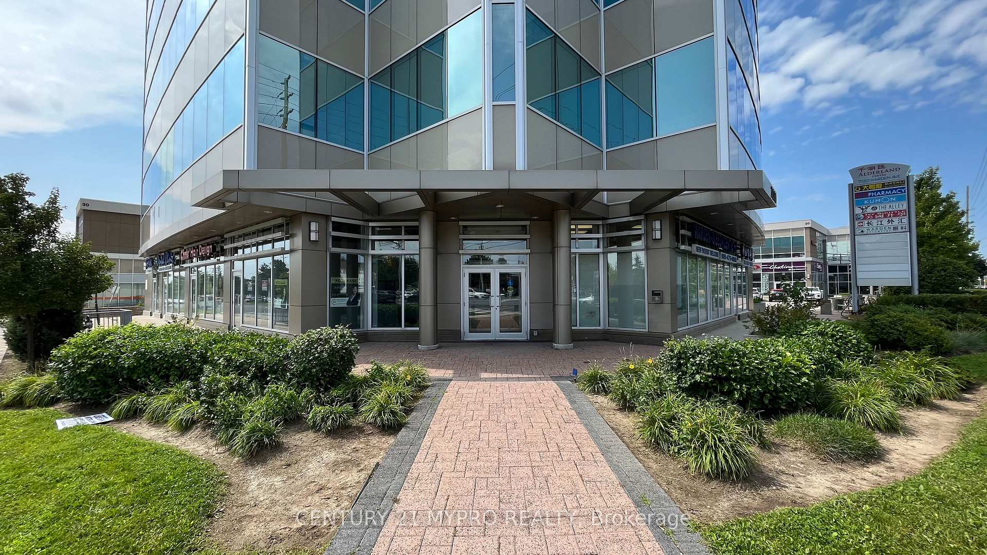 601-Room 3 - 7130 Warden Avenue, Markham, ON, exterior