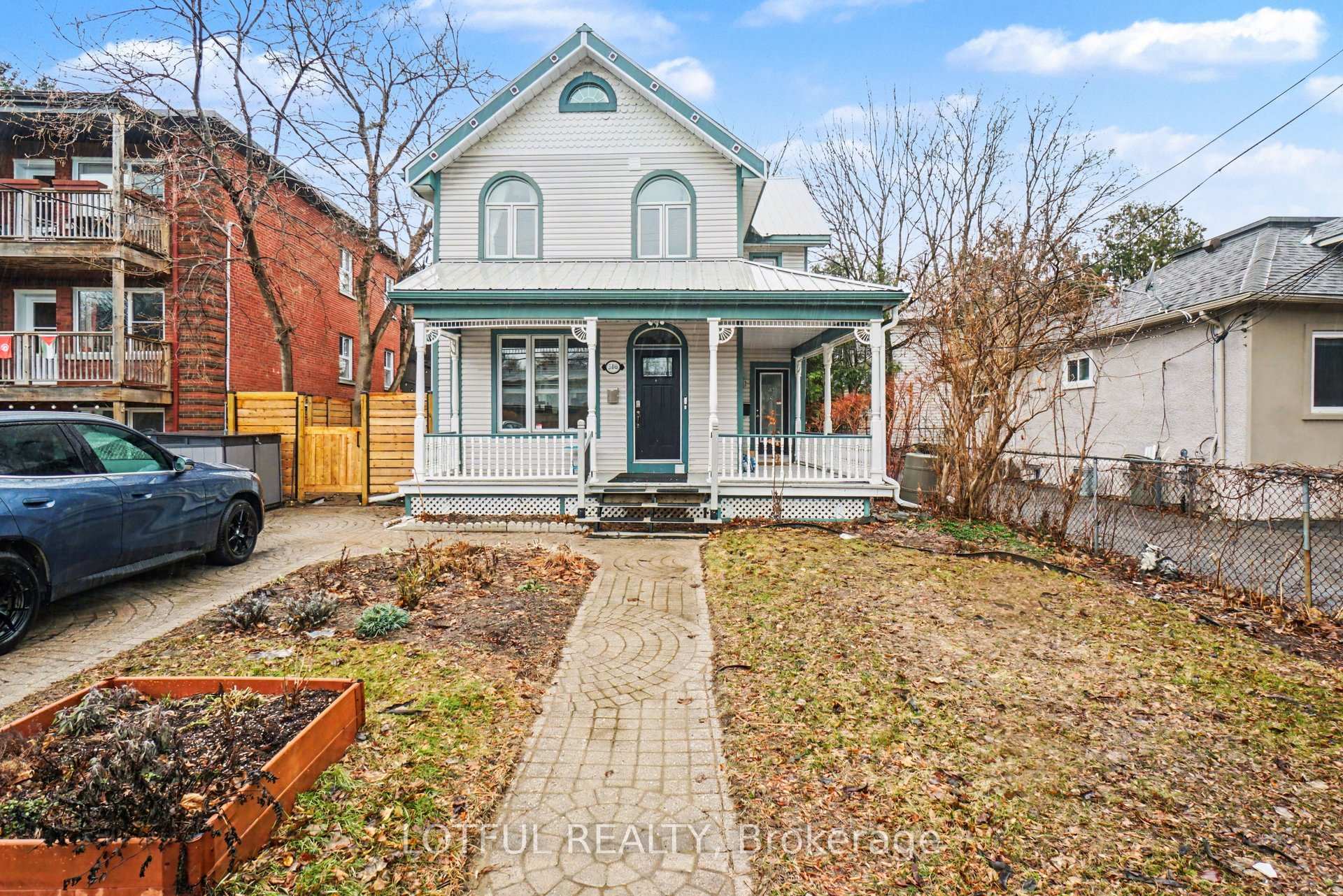 2 - 518 Hilson Avenue, Westboro - Hampton Park, ON, exterior
