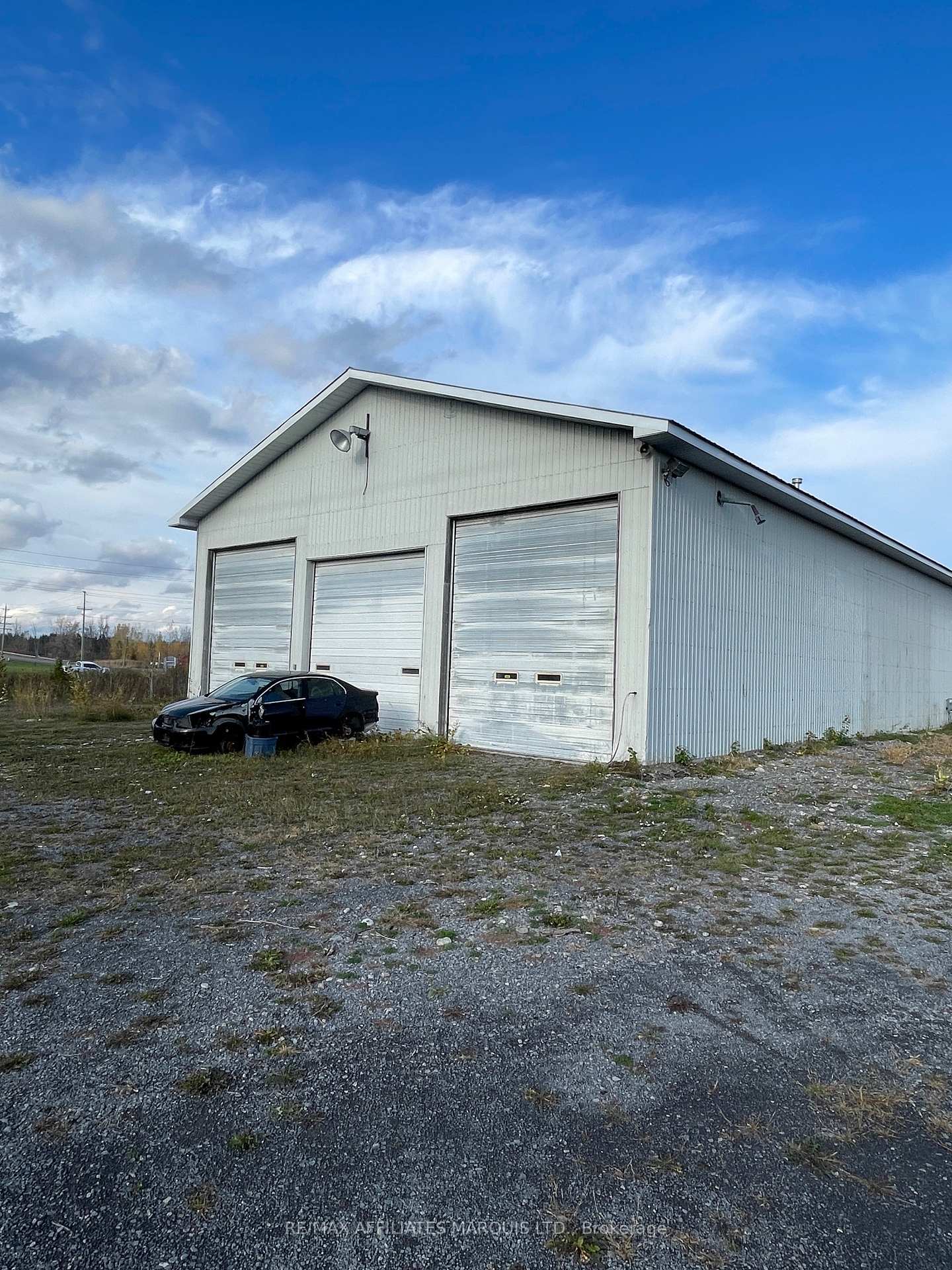 75 Dickinson Drive, South Stormont, ON, exterior