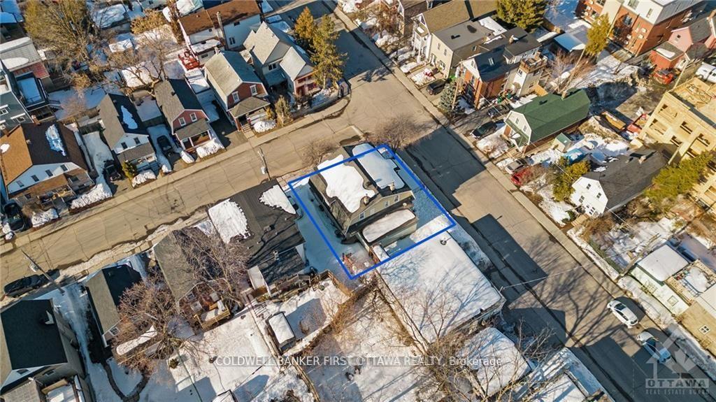 4 OXFORD Street, West Centre Town, ON, exterior