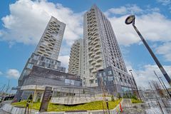 1327 - 498 Caldari Road, Vaughan, ON, exterior
