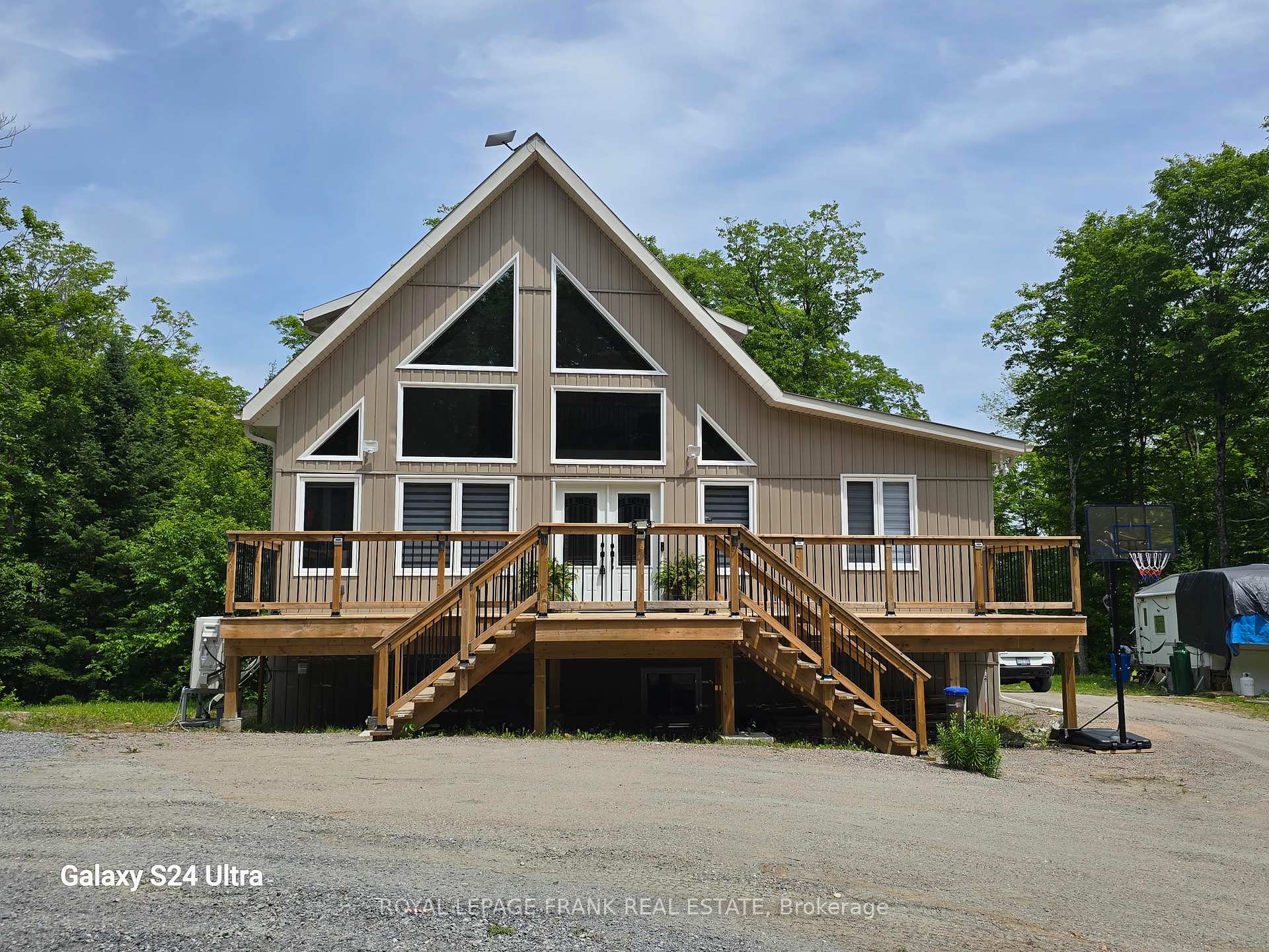 1097 Cheddar Road, Highlands East, ON, exterior