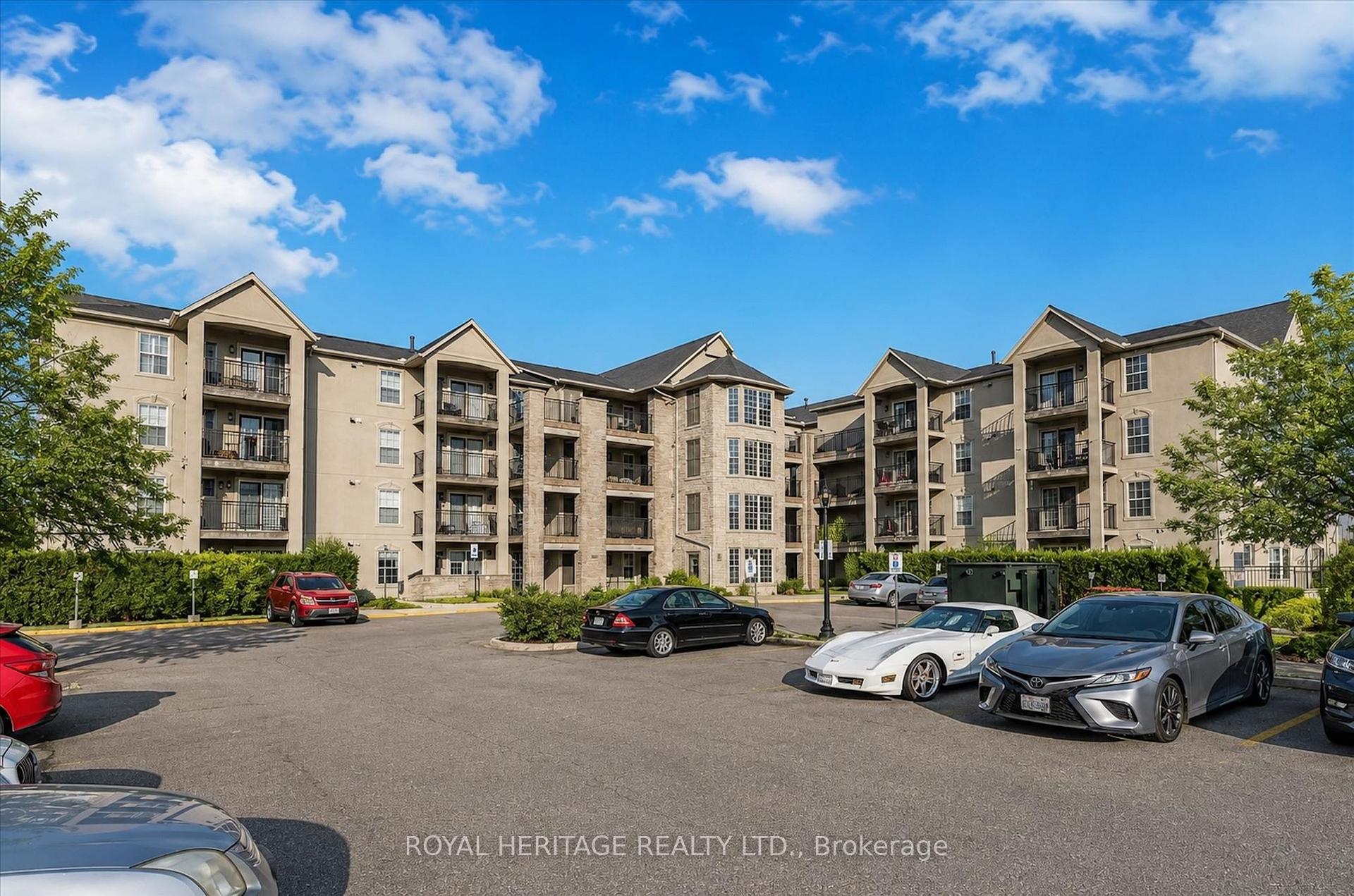 305 - 1421 Walker's Line, Burlington, ON, exterior