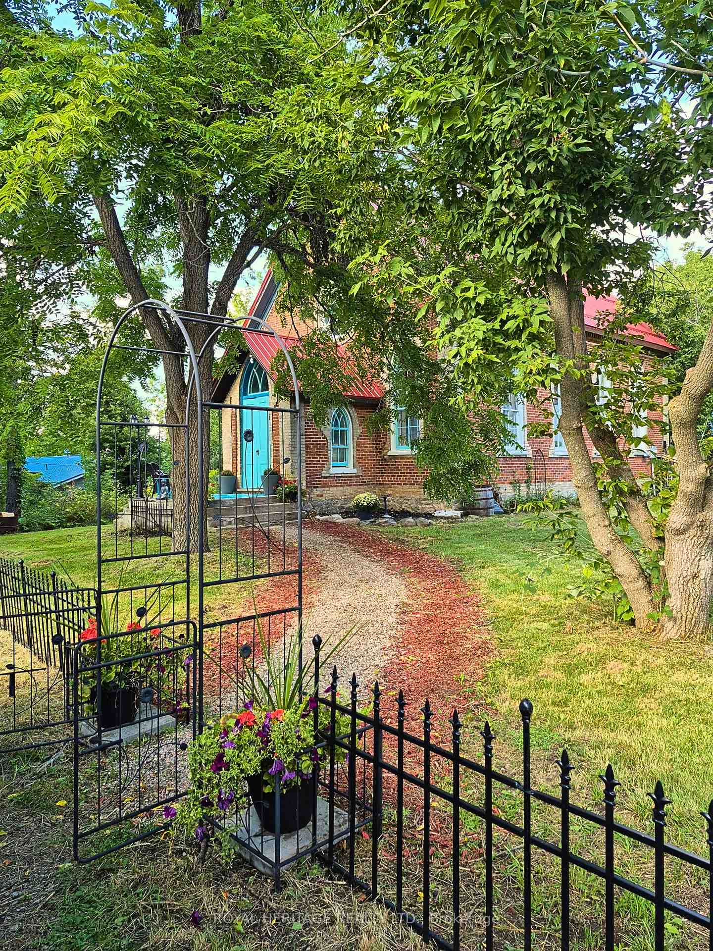 13 Richmond Street E, Kawartha Lakes, ON, exterior