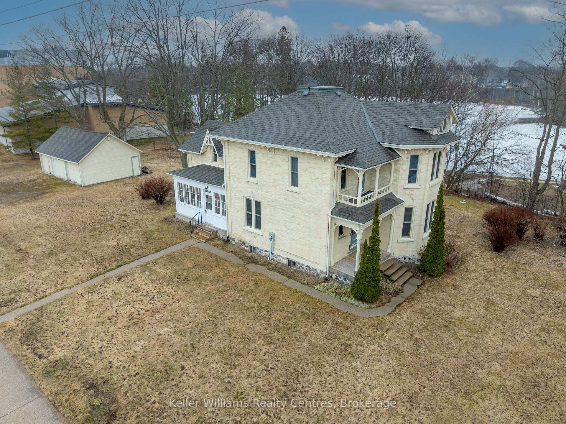 254 High Street, Saugeen Shores, ON, exterior