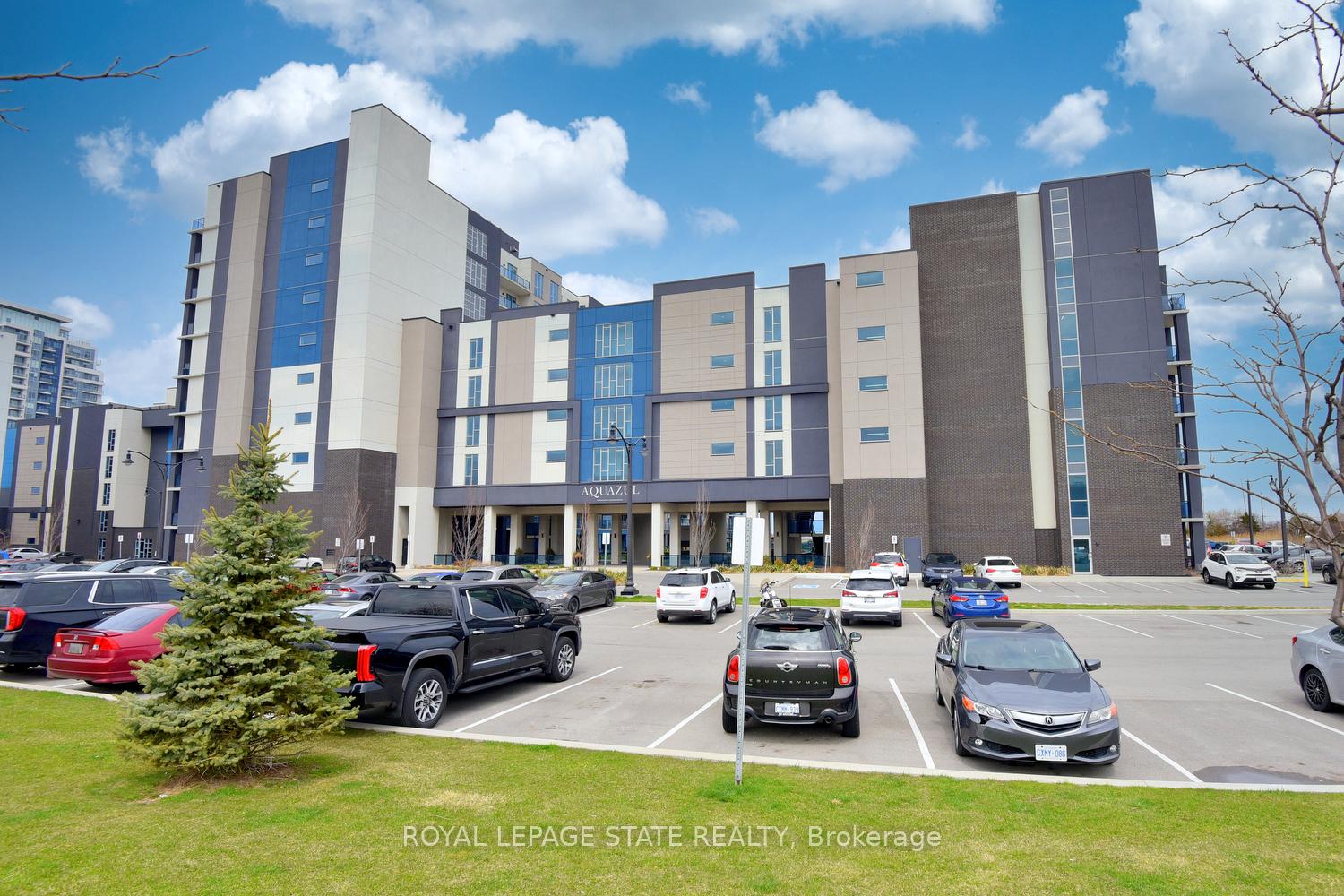 145 - 16 Concord Place, Grimsby, ON, exterior