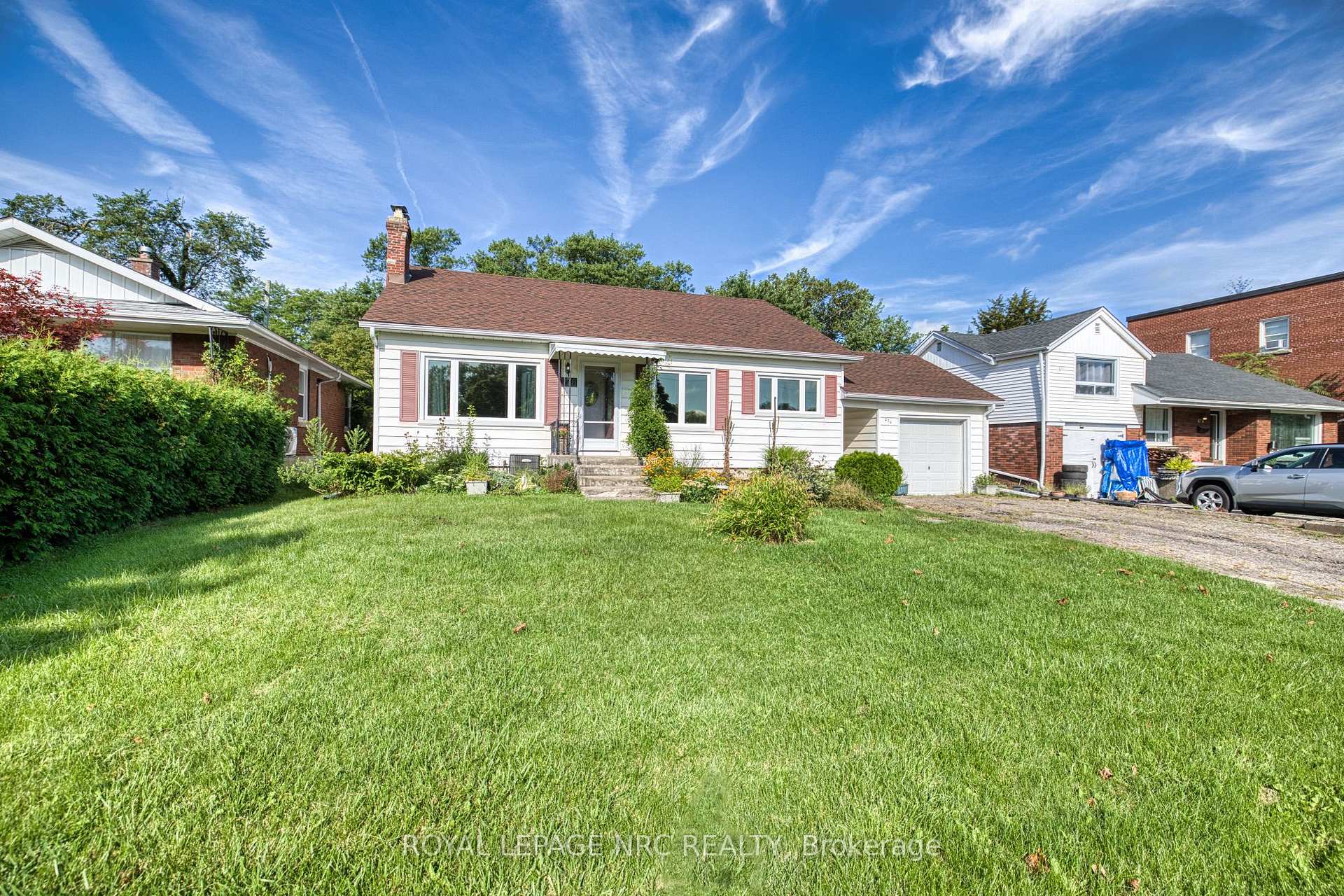 276 Glenridge Avenue, St. Catharines, ON, exterior