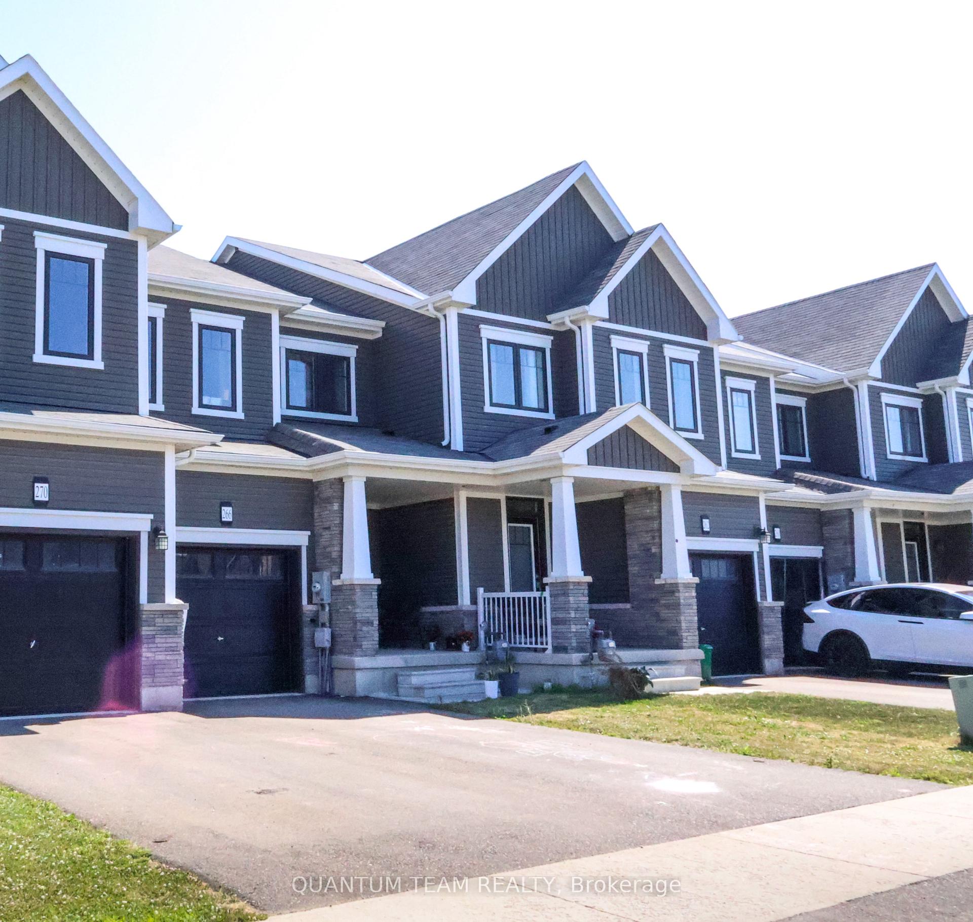 266 Explorer Way, Thorold, ON, exterior