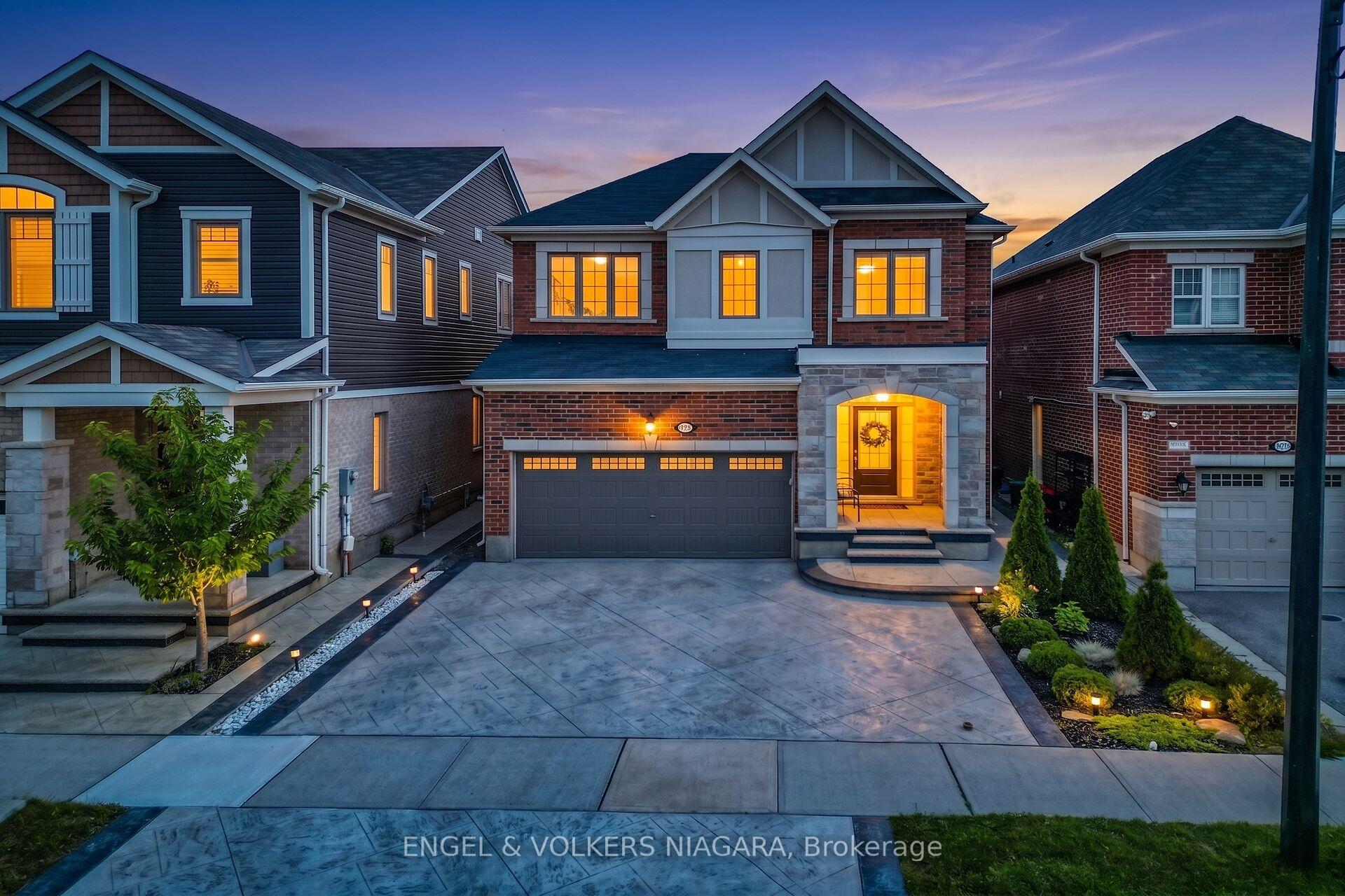 1221 Rose Way S, Milton, ON, exterior