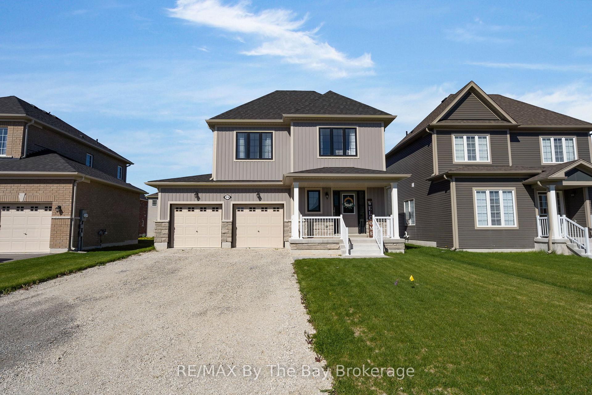 214 Cubitt Street, Clearview, ON, exterior