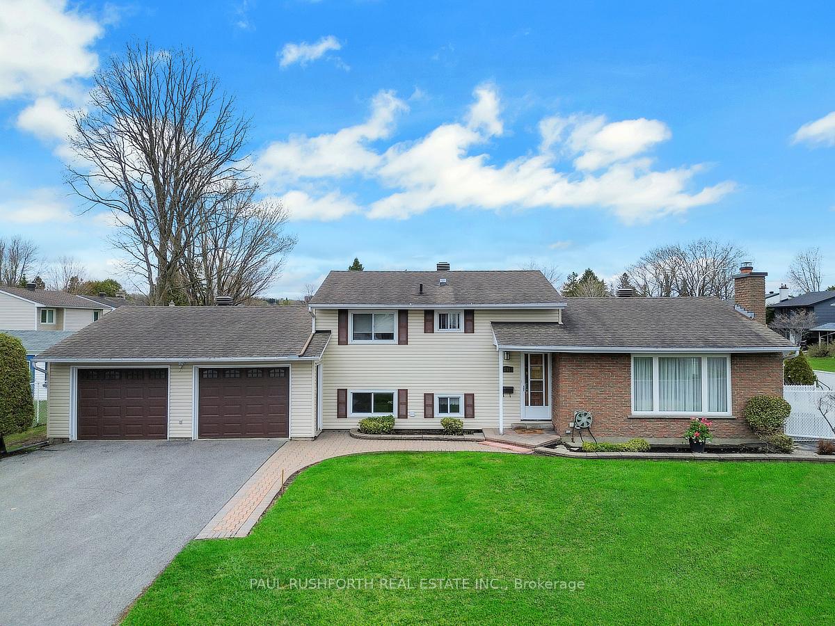 2191 Bickerton Avenue, Beacon Hill North - South and Area, ON, exterior