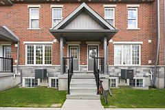 14 - 250 Penetanguishene Road, Barrie, ON, exterior