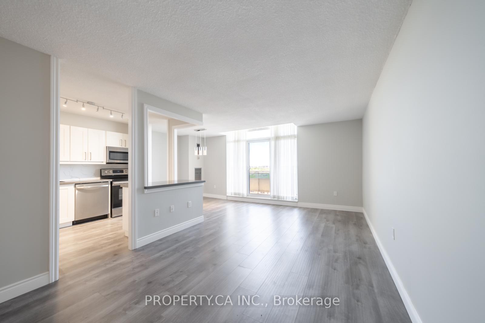 1204 - 355 Rathburn Road E, Mississauga, ON, exterior