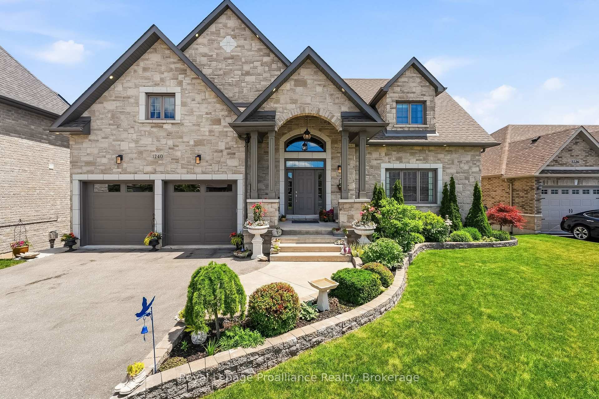 1240 Alder Road, Cobourg, ON, exterior