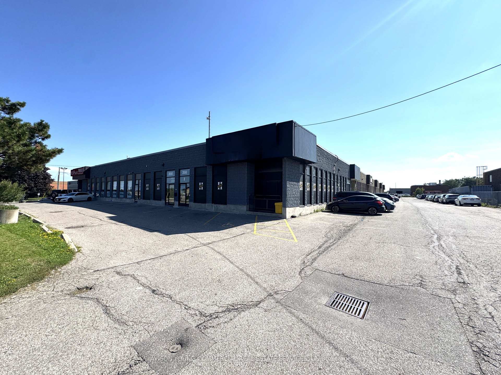 3550 Wolfedale Road, Mississauga, ON, exterior