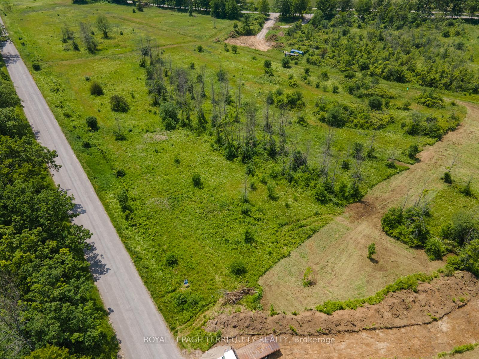 5310 Sully Road, Hamilton Township, ON, exterior