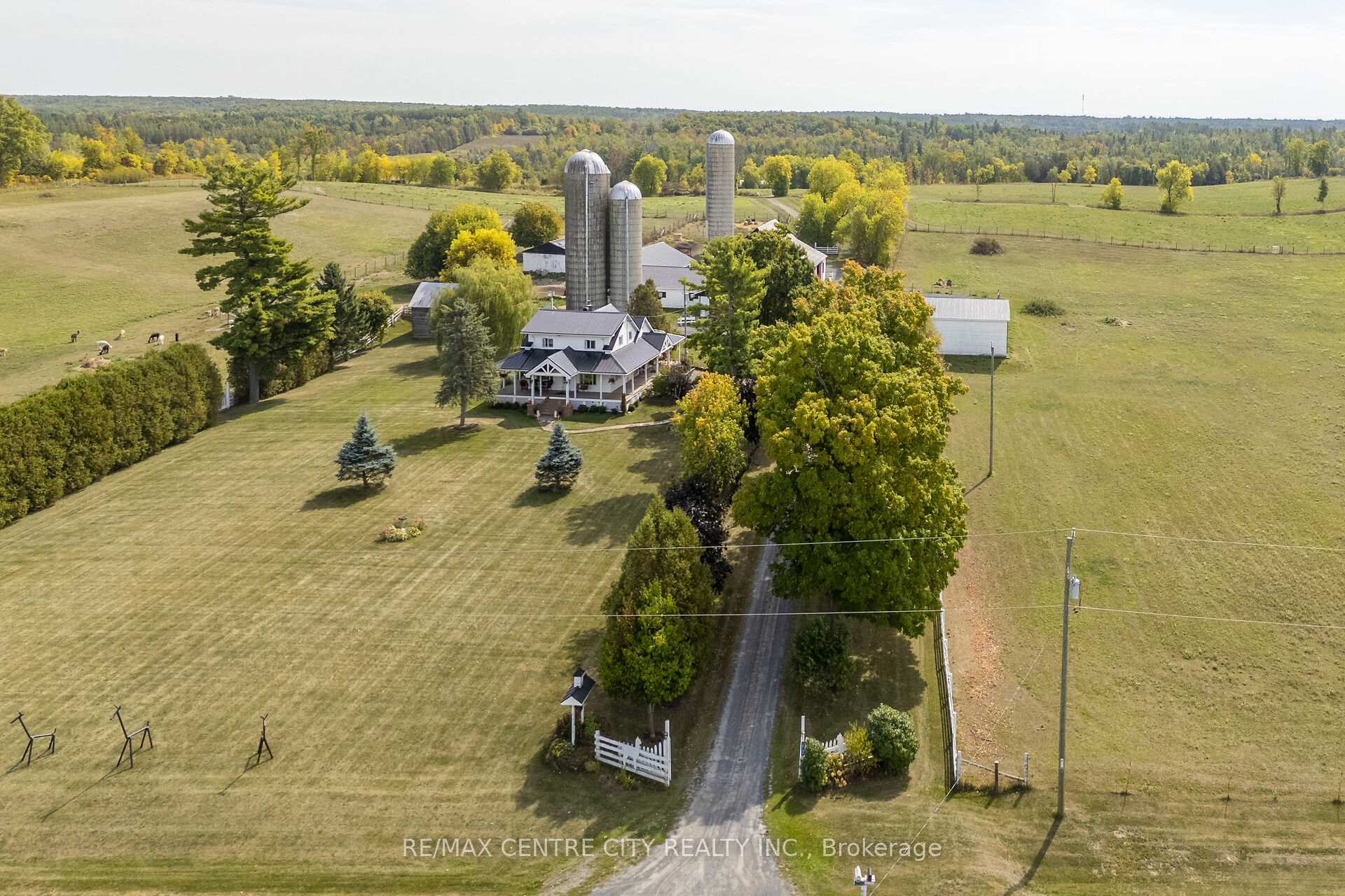 19152 County Rd 25 Road, South Glengarry, ON, exterior
