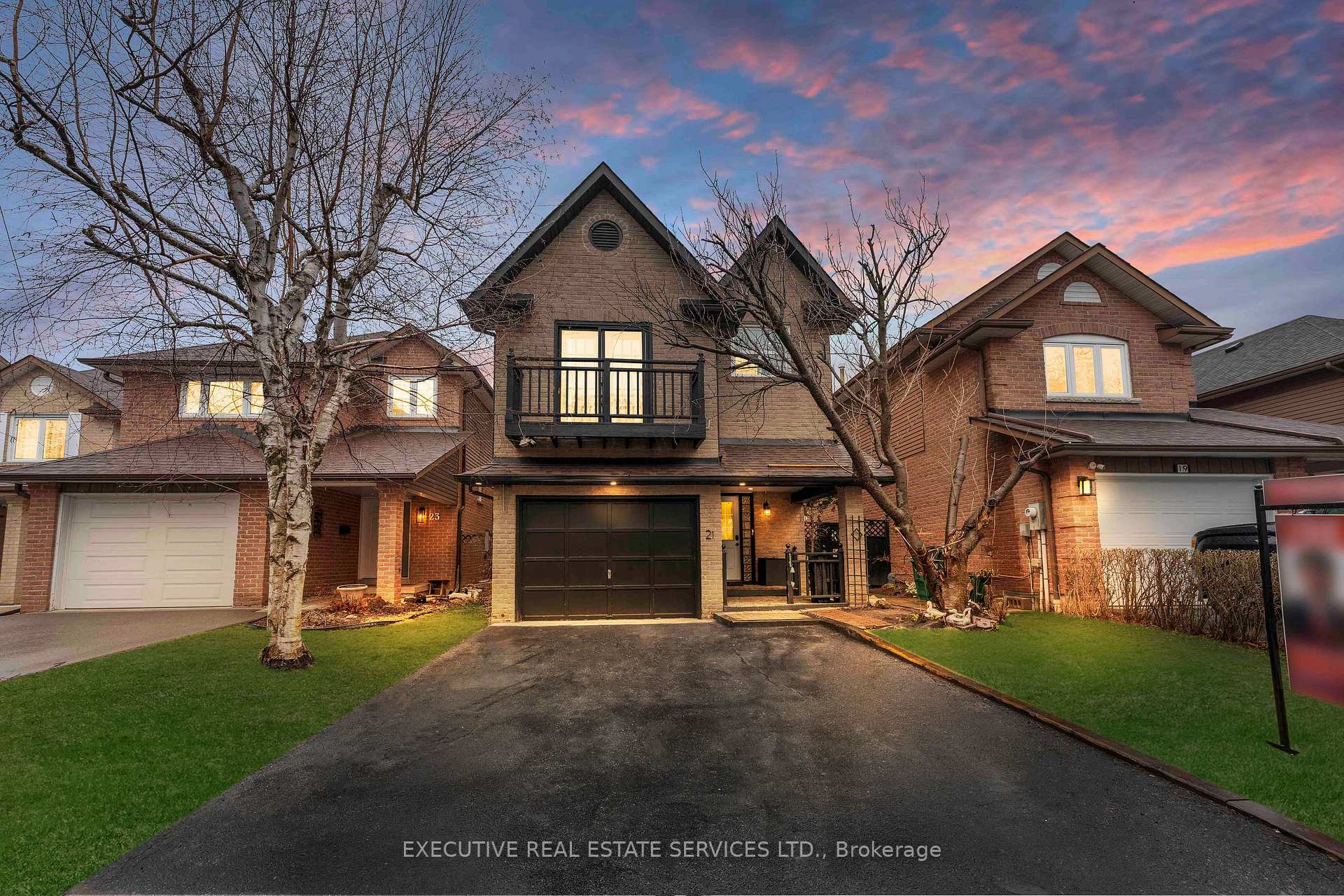 21 Garden Avenue, Brampton, ON, exterior