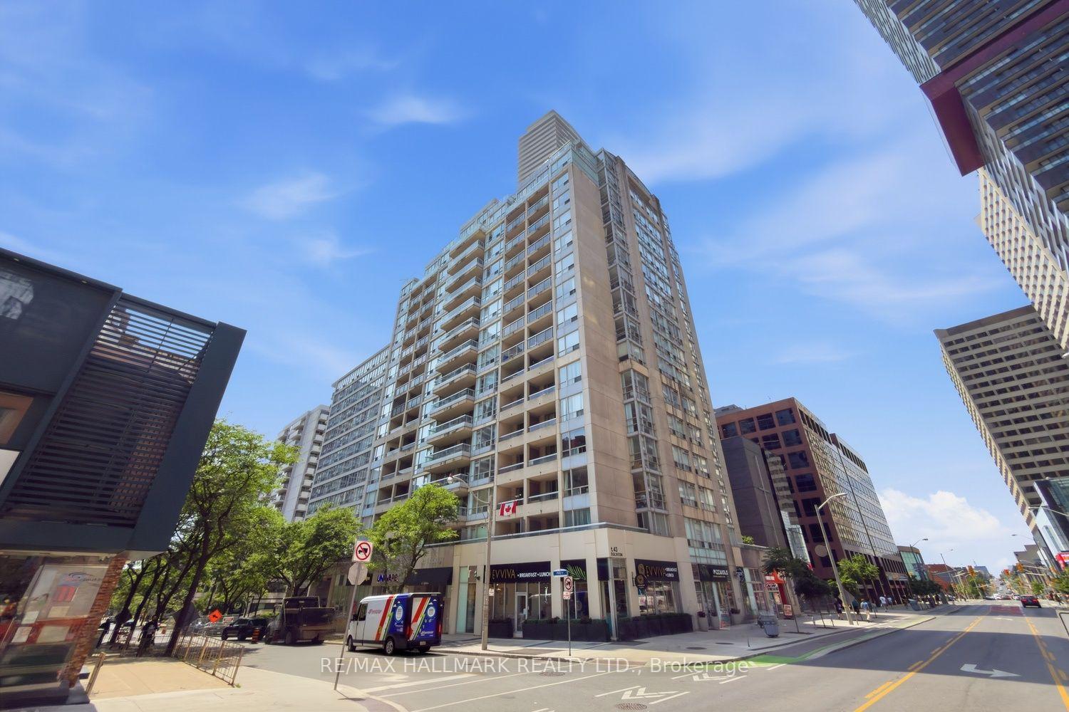 310 - 43 Eglinton Avenue E, Toronto C10, ON, exterior