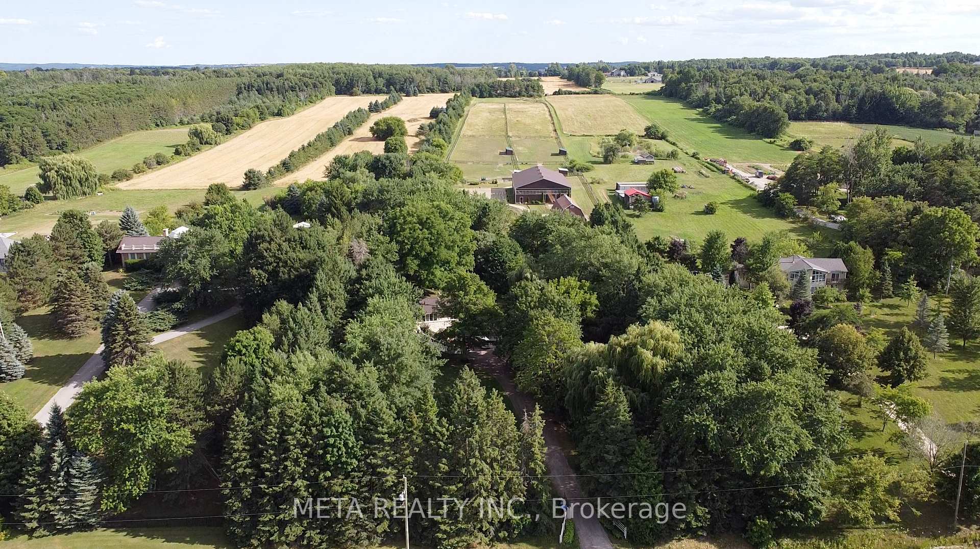 5653 7th Line, New Tecumseth, ON, exterior