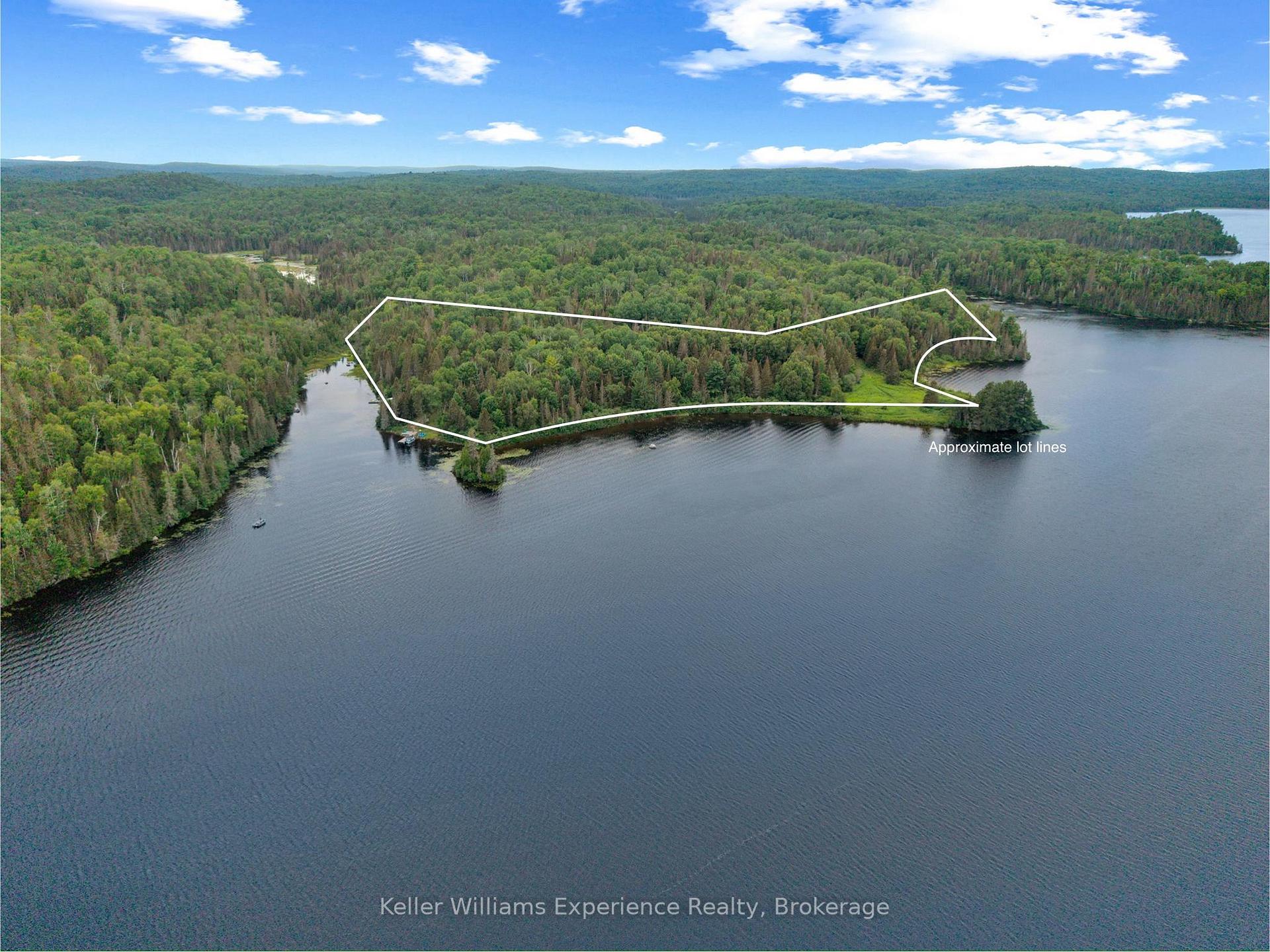 9000 Galeairy Lake N/A, South Algonquin, ON, exterior