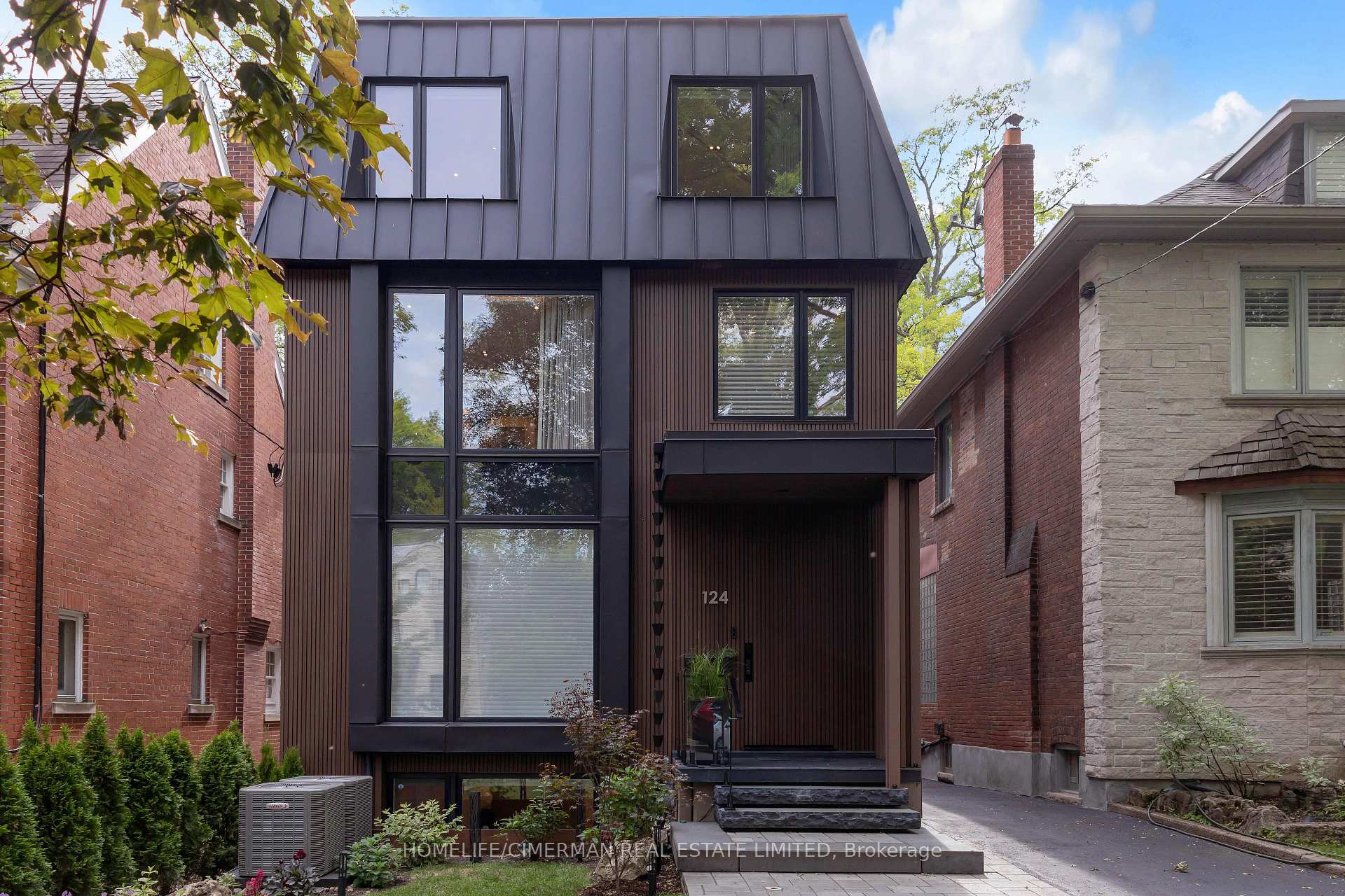 124 Lyndhurst Avenue, Toronto C02, ON, exterior
